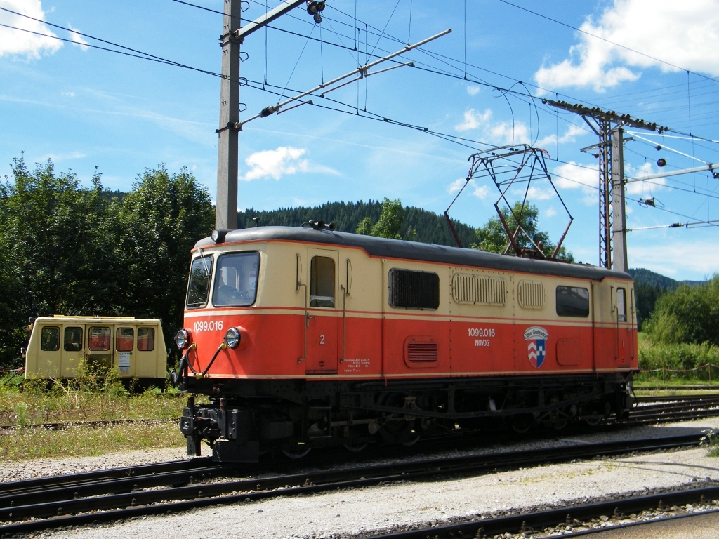 NVOG 1099 016 am Bahnhof Mariazell, am 14. 08. 2011.  