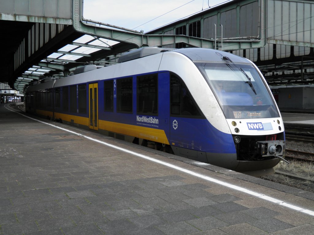 NWB bei der ausfahrt aus Duisburg (25.07.11)