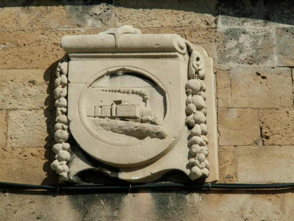Oberhalb des alten Hafentunnel Portal in Palma befindet sich dieses Bildniss.Palma de Mallorca 27.10.09