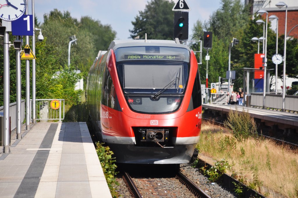 OCHTRUP (Kreis Steinfurt), 23.07.2010, 643 566 als RB64 nach Münster/Westf. Hbf bei der Ausfahrt