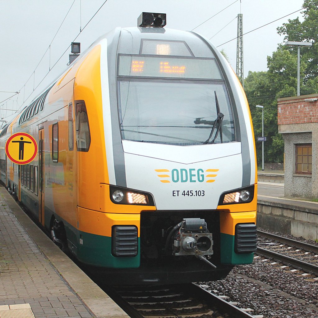 ODEG ET 445.103 (445 103-5) als RE 2 (RE 37367) von Cottbus nach Bad Kleinen in Ludwigslust am 29.06.2013 