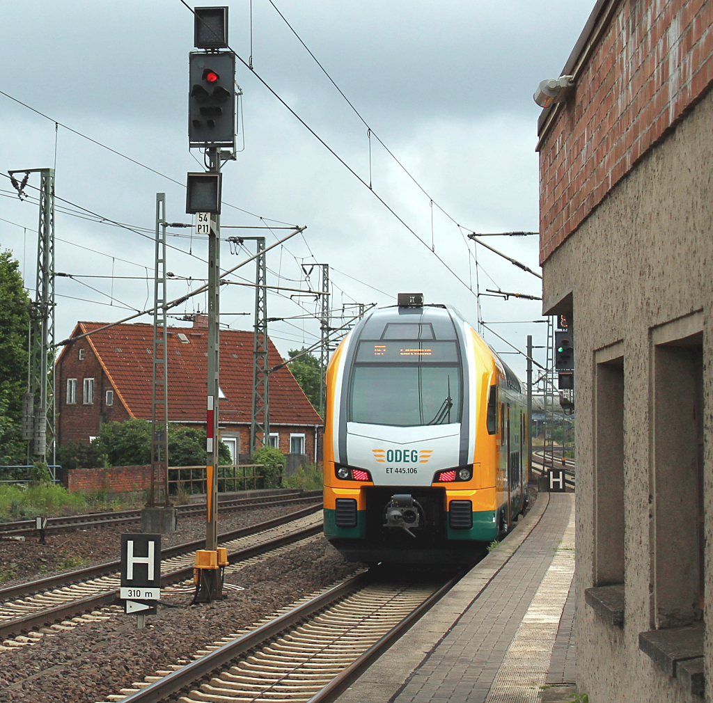 ODEG ET 445.106 (445 106-8) als RE 2 (RE 37374) von Bad Kleinen nach Berlin Ostbahnhof in Ludwigslust am 29.06.2013 