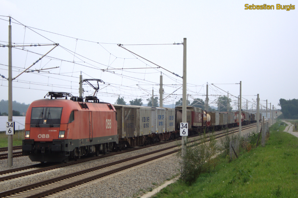 BB 1116 094 mit einem KLV-Zug bei Hattenhofen (05.09.2012)
