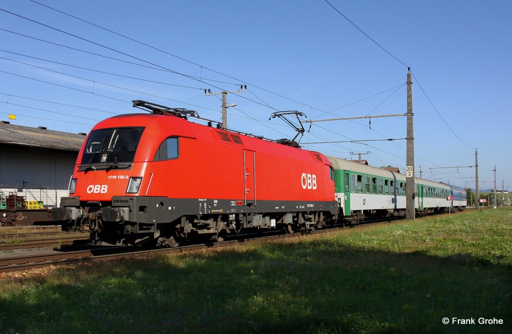 BB 1116 135-3 vor D 200   Anton Bruckner   Linz - Prag, Summerauer Bahn KBS 141 Linz - Summerau, fotografiert bei der Durchfahrt Bhf. Gaisbach-Wartberg am 16.09.2011