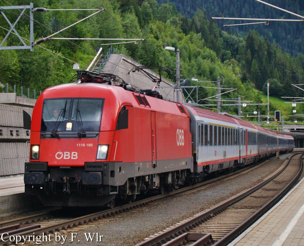 BB 1116 190 mit BB EC am 29.07.12 in St. Anton am Arlberg.