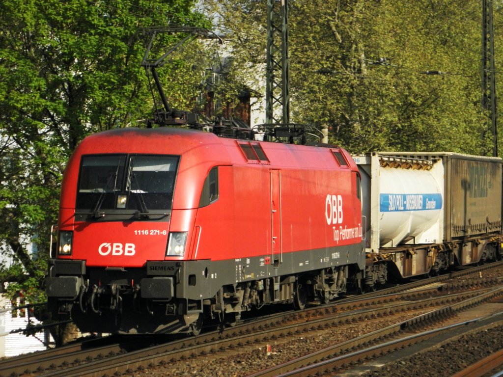 BB 1116 271-6  Top Performer am Zug  mit dem Wenzel durch Kln Sd am 19.4.2011