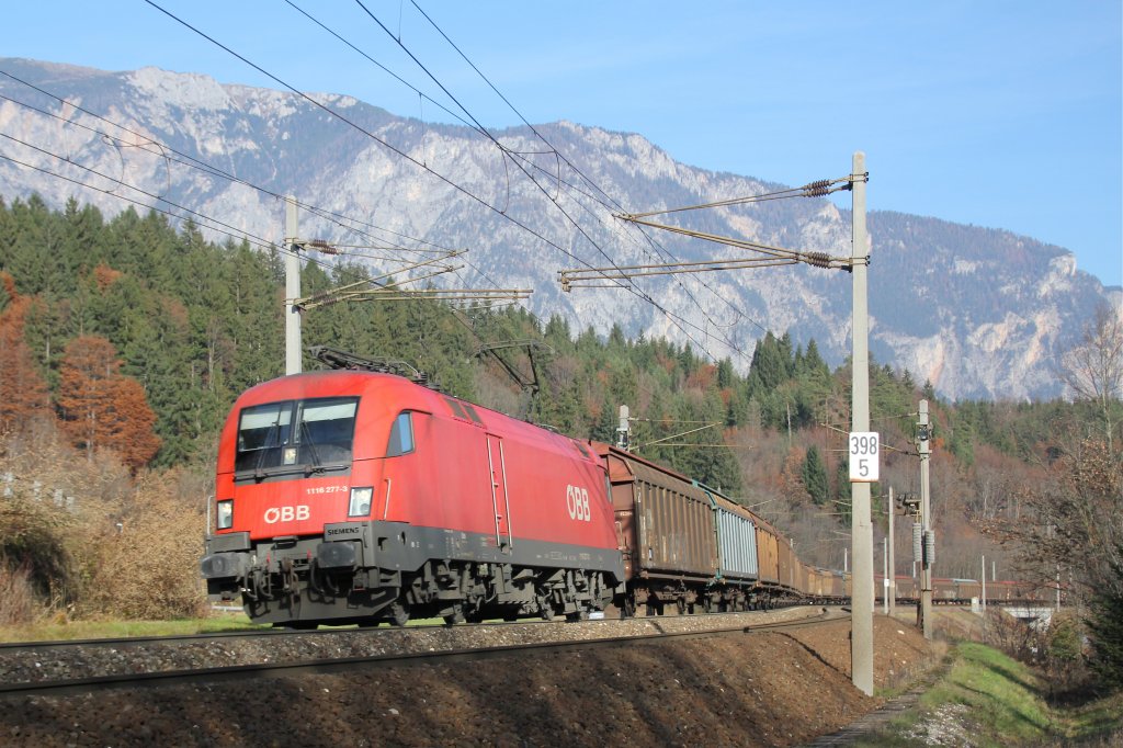 BB 1116 277 mit einem  FS Schiebewandwagen-Ganzzug kurz vor Thrl-Maglern Richtung Tarvisio Boscoverde am 25.11.2012