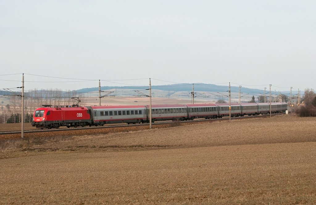 OEC 748 auf dem Weg nach Innsbruck. Neulengbach, am 19.03.2010.