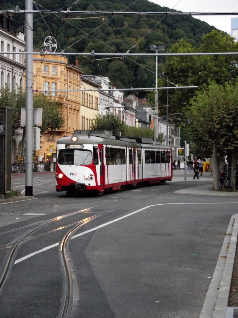 OEG D�wag GT8 in Heidelberg am 17.09.11 in Farbe auf den Weg nach Dossenheim bzw. Schriesheim da auf der Strecke zwischen Weinheim und Schriesheim 2 Gleisig ausgebaut wird. 