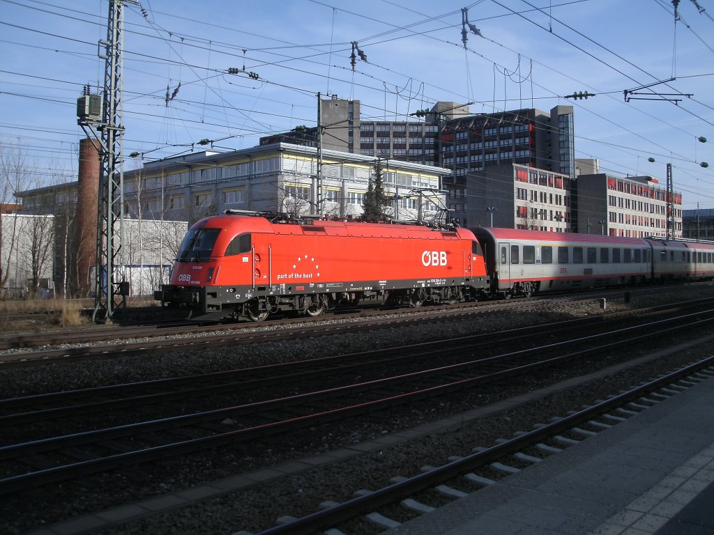 stereichischer InterCity mit Taurus der BB am 10. Februar aufgenommen am S-Bhf heimeranplatz/Mnchen kurz vorm Mnchener Hauptbahnhof