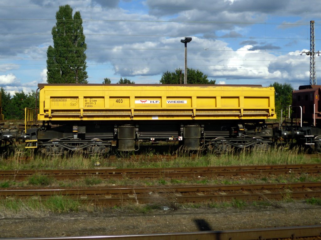 Offener Schttgutwagen Bauart Fakks (80 D-GBM 6800 003-3) abgestellt am 03.09.2010 im Bf Oranienburg.