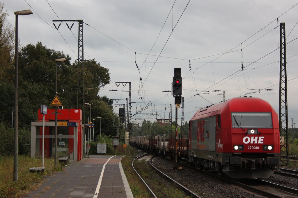OHE 270080 am 2.10.12 mit einem leeren Stahlzug bei der Durchfahrt durch Duisburg-Bissingheim.