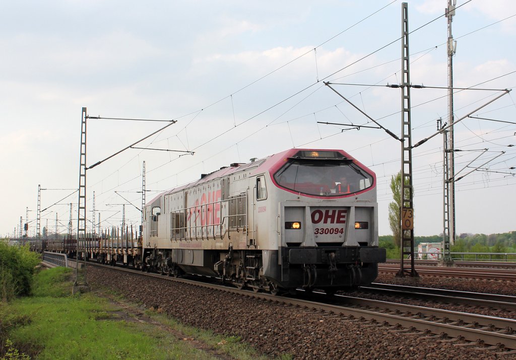 OHE 330094 / 250 001-5 mit Stahlzug bei Porz (Rhein) am 02.05.2013