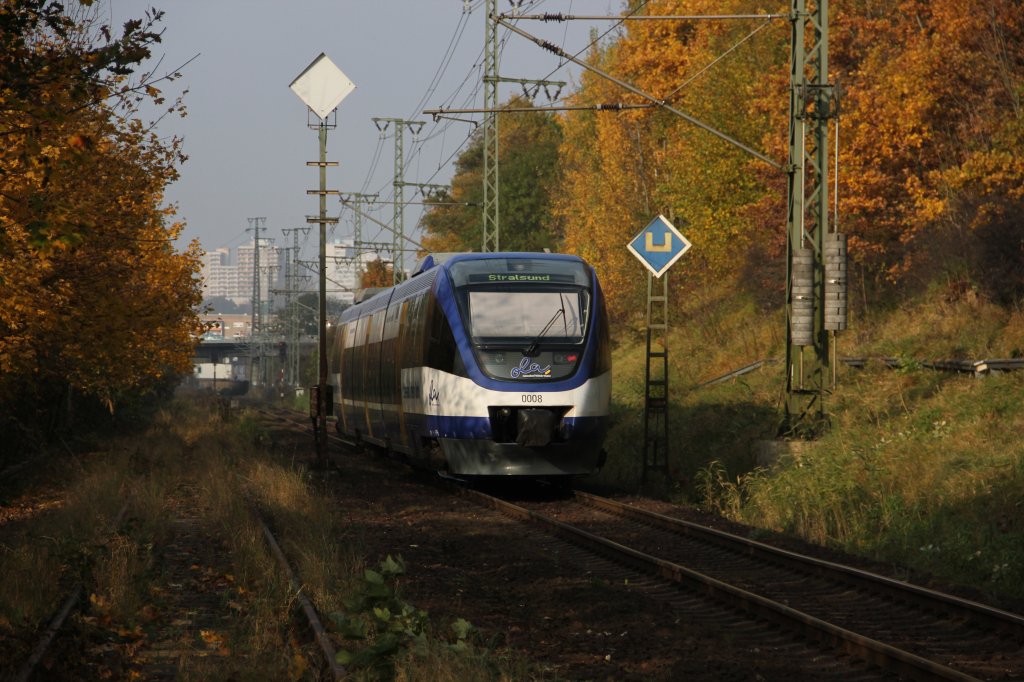 OLA 0008 auf dem Weg nach Stralsund am 18.10.2011 bei Neubrandenburg