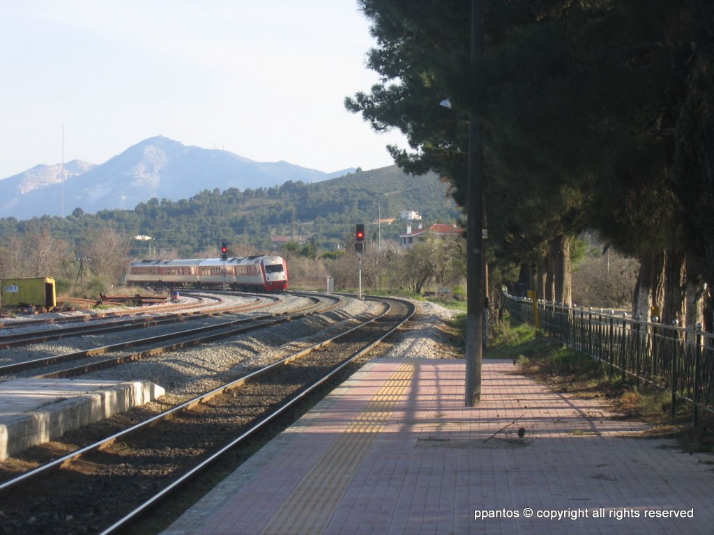 OSE AEG / LEW Hennigsdorf DMU at Afidnes RR station