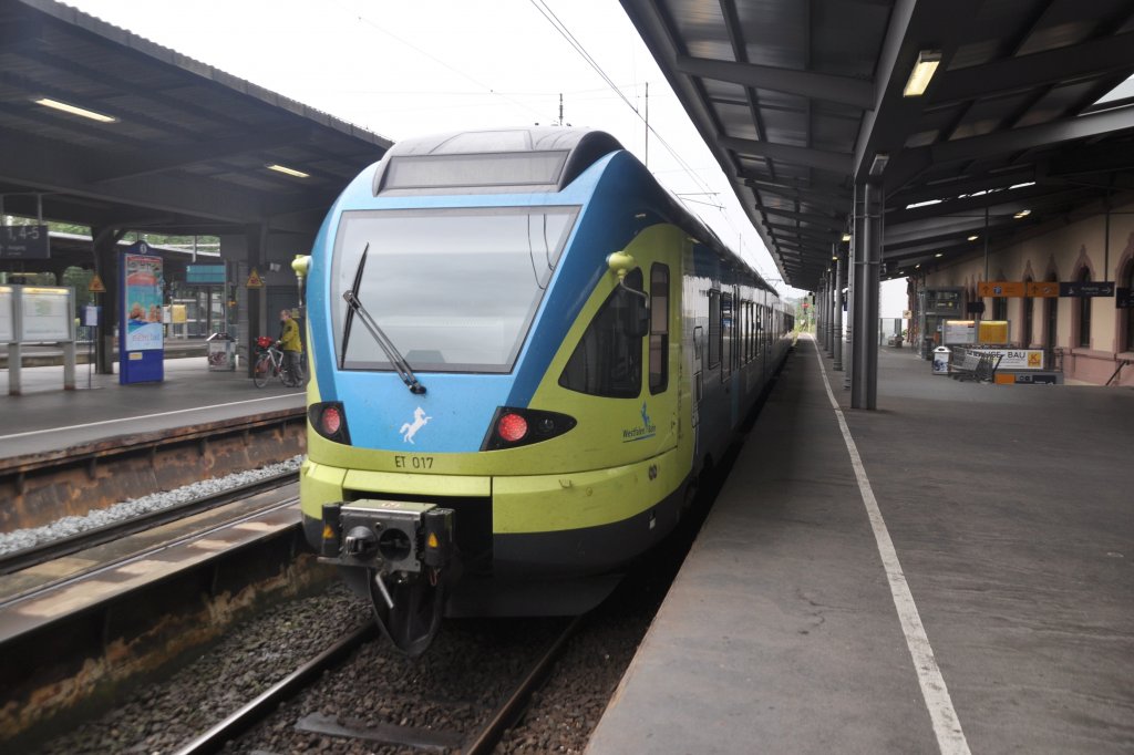 OSNABRÜCK, 08.09.2011, ET 017 der Westfalenbahn als RB 66 nach Münster/Westf. Hbf im Hauptbahnhof