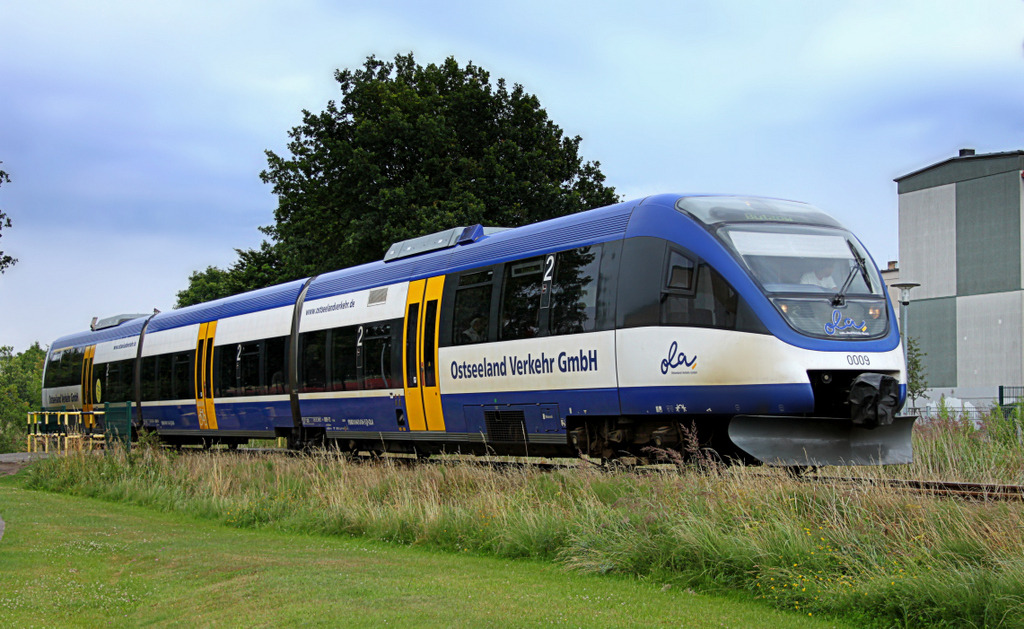 Ostseeland Verkehr GmbH VT 0009 643 116 als OLA von Ueckermnde Stadthafen nach Btzow am 14.07.12 in Torgelow