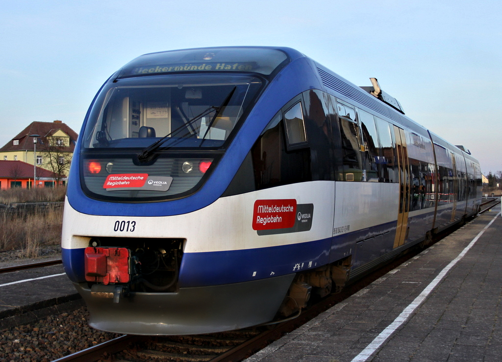 Ostseeland Verkehr VT 0013 als OLA nach Ueckermnde Stadthafen am 29.01.12 in Torgelow