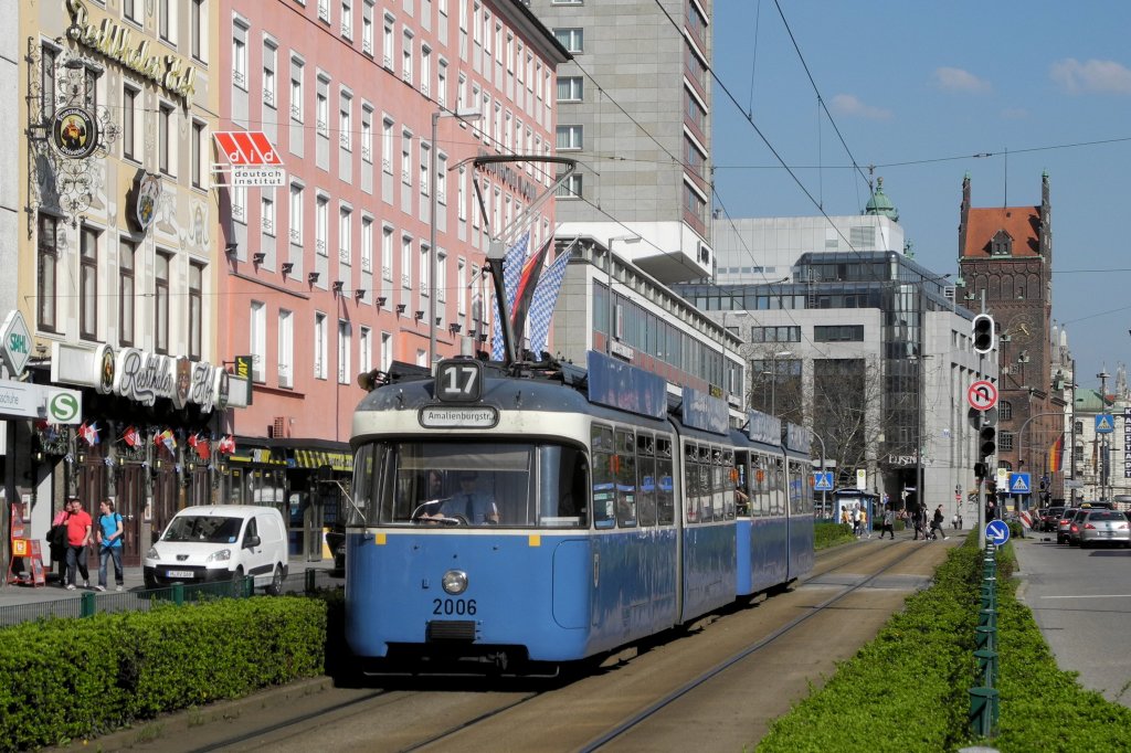 P-Wagen 2006 am 24.04.13 am Hbf Nord/Mnchen