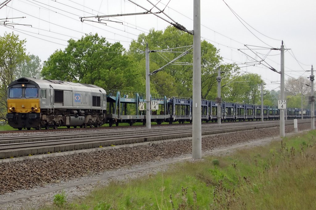 PB 15 der CBRail GmbH mit leeren Autotransportzug zwischen Growudicke und Rathenow. 22.05.2010