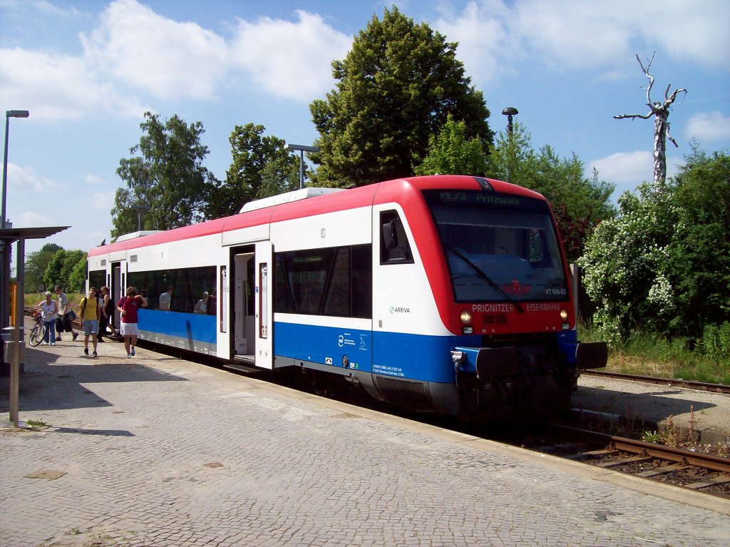 PE 73 (VT 650) nach Pritzwalk in Kyritz (Prignitz) (30.06.2010)