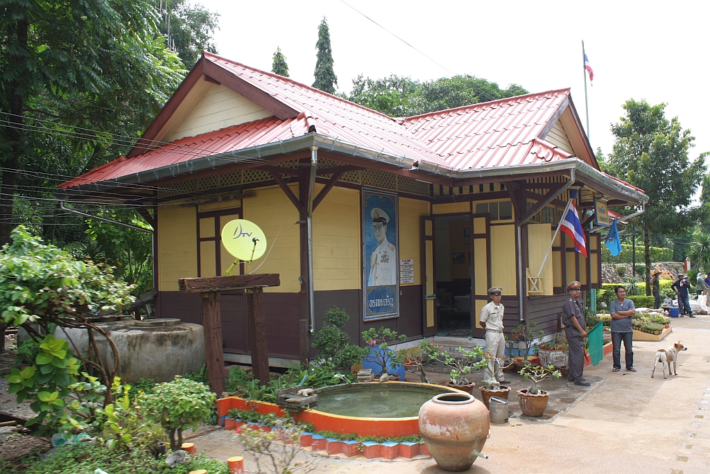 Pha Sadet Station am 23-August 2010.