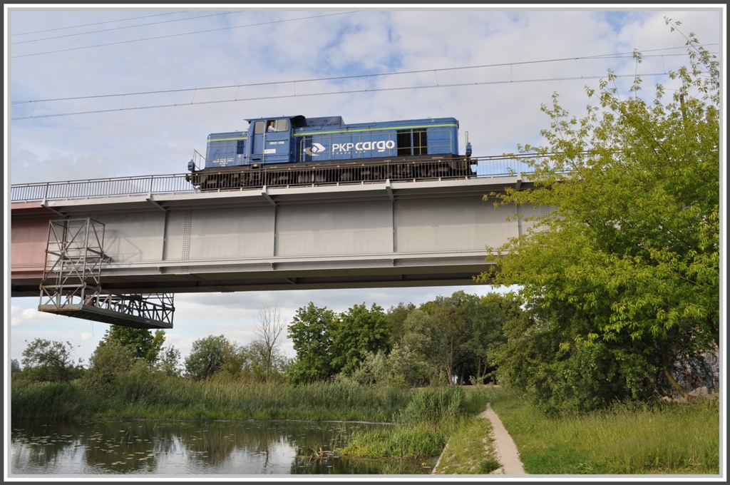 PKP cargo SM42-1088 auf der Nogatbrcke bei Malbork, (06.06.2012)