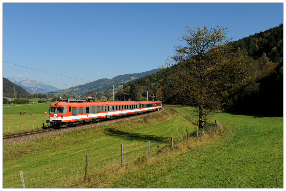 Planstrom II: 4010 009 am 4.10.2010 als SLP 14268 kurz nach blarn. 
