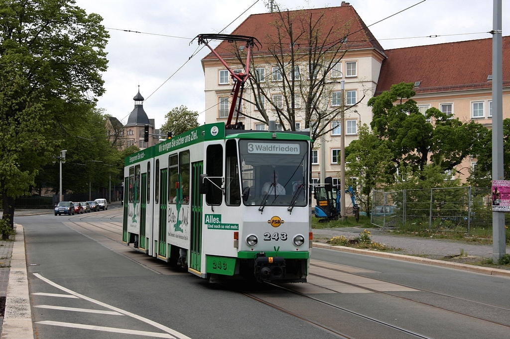 Plauen - PSB/Linie 3 - 243 vor Hst. Dittrichplatz am 12.05.2010