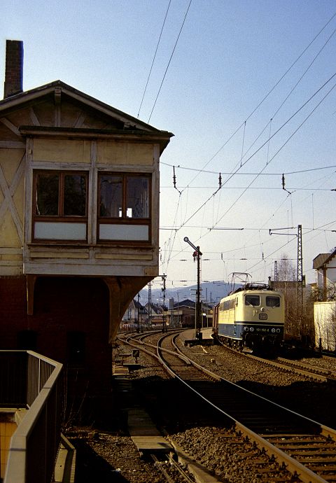 Plettenberg mit 151 152 am 13.04.1993.