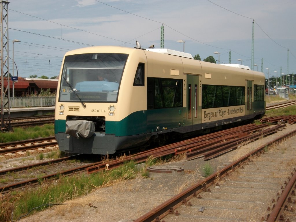 PRESS VT650 032 am 22.Juli 2010 in Bergen/R�gen.