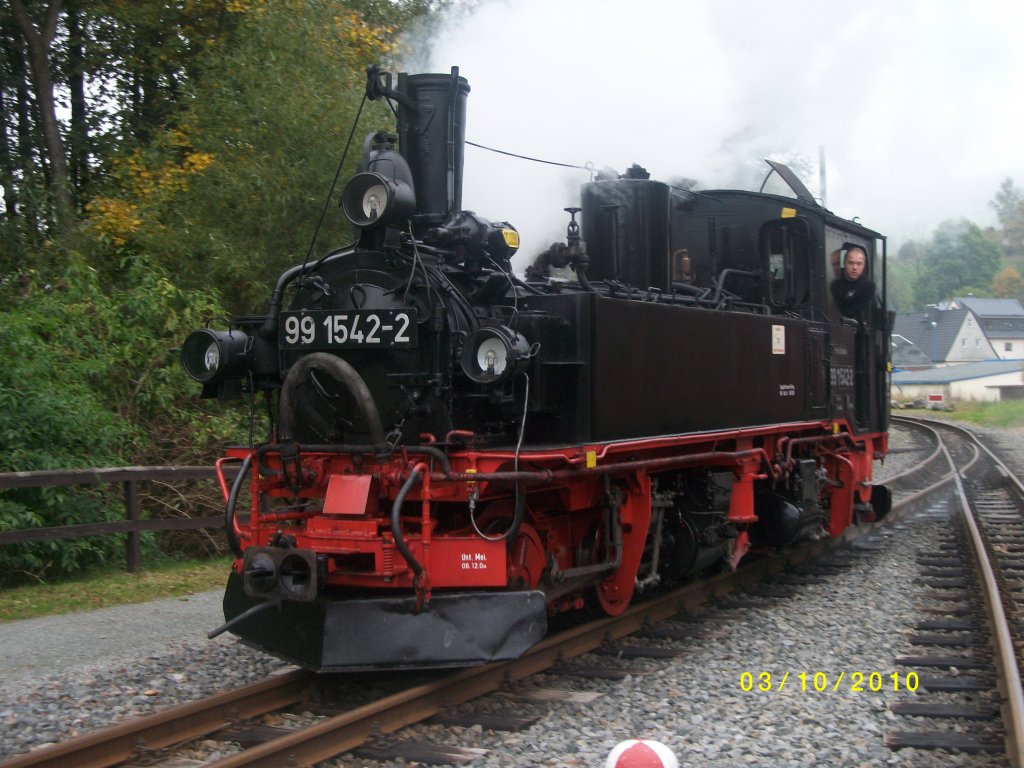 Prenitztalbahn am 03.10.10 Zuglok 99 1542 beim rangieren in Steinbach