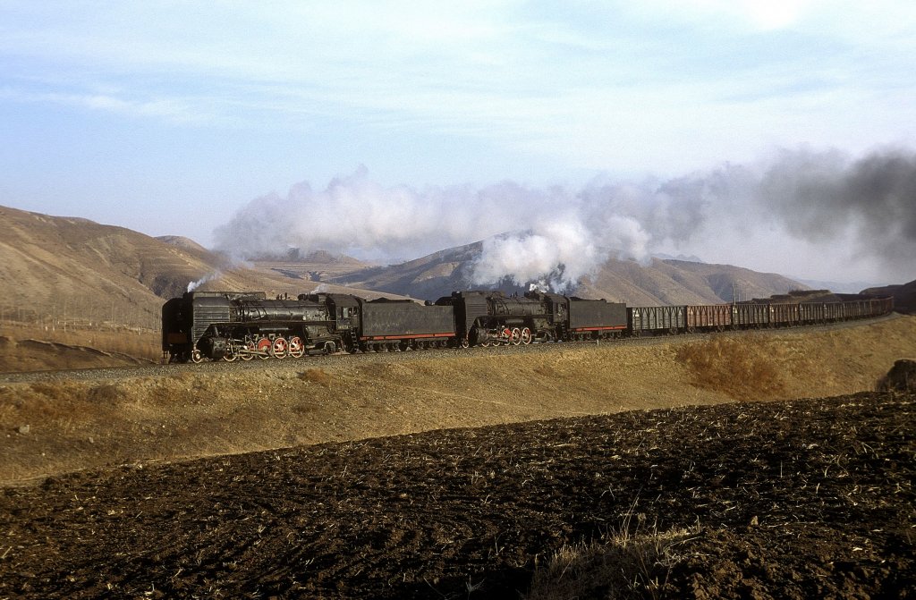 QJ 6274 + QJ 6356  Shangdian  25.10.99