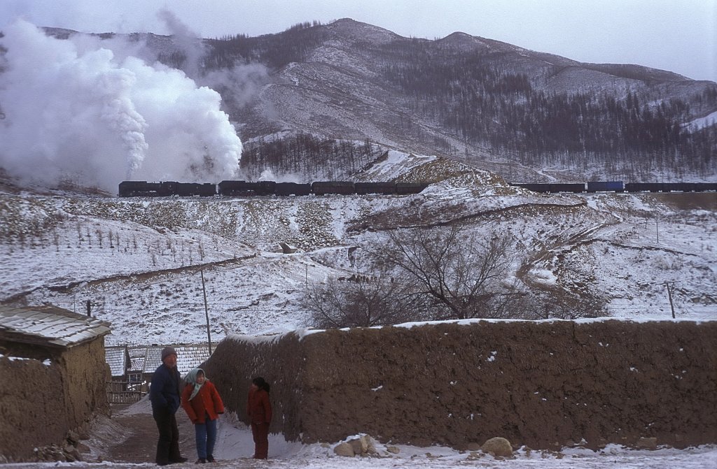 QJ 6301 + QJ 6517  Xiakengzi  04.01.98