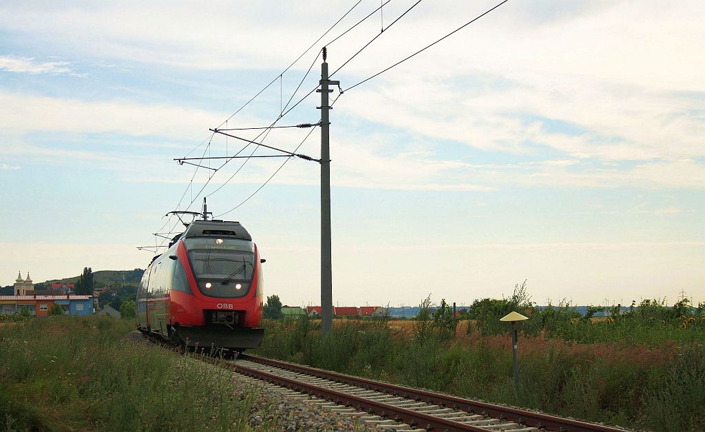 R 7807 (Neusiedl am See-Eisenstadt) am 5. Juli 2010 zwischen 
Winden am See und Breitenbrunn.