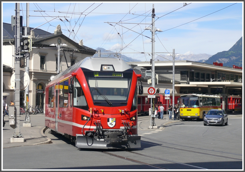 R1449 nach Arosa verlsst den Churer Bahnhof mit einem Alegra-Triebwagen. (12.09.2010)