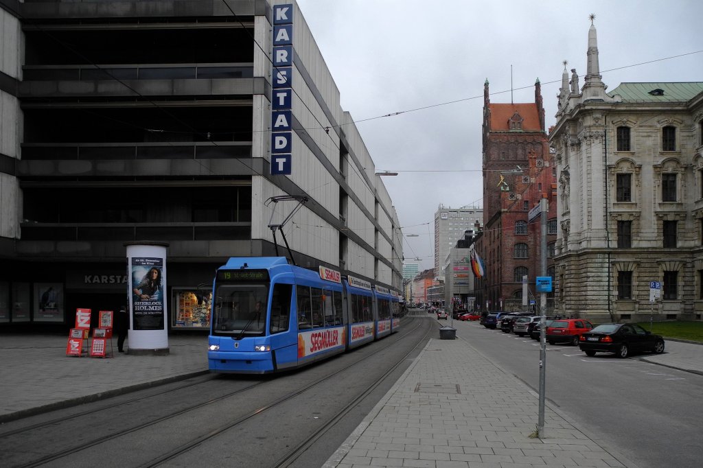 R3 2204 am 18.12.11 am Karlsplatz