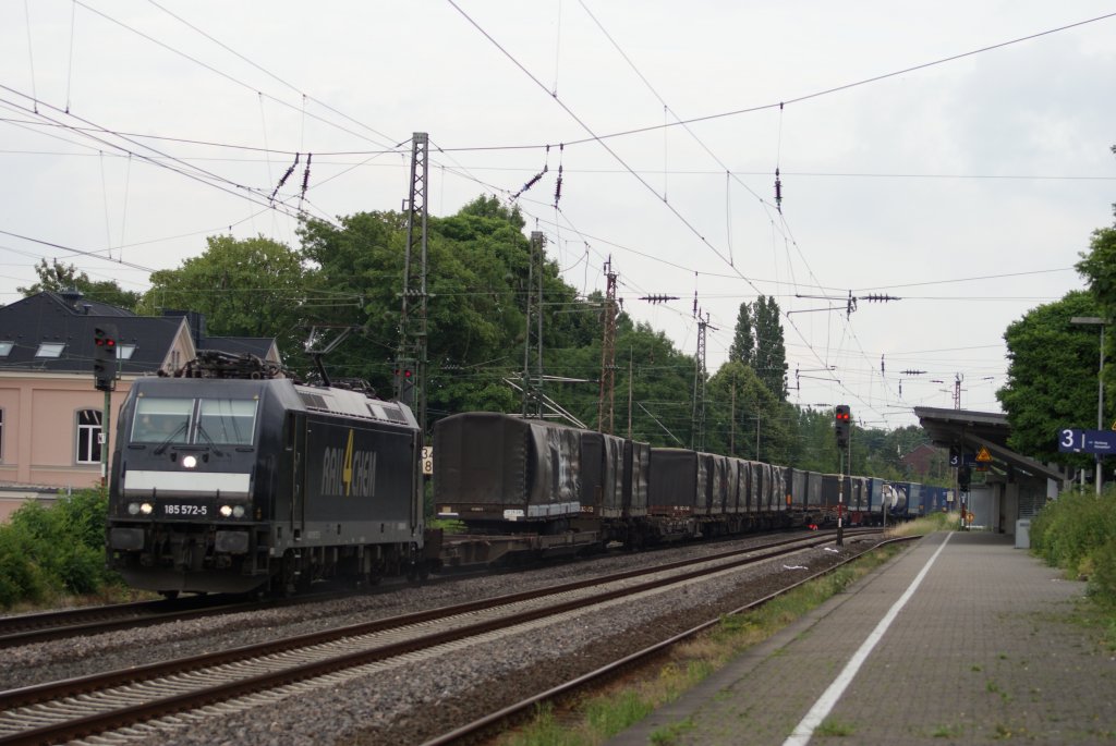 R4C 185 572-5 mit dem Vos Zug in Hilden am 16.06.2009 Gre an den Tf ;-)