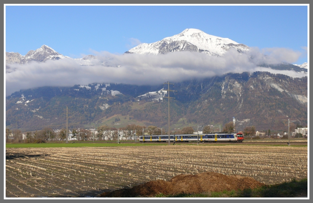 R7856 Chur-Ziegelbrcke zwischen Zizers und Landquart vor dem Vilan. (17.11.2010)