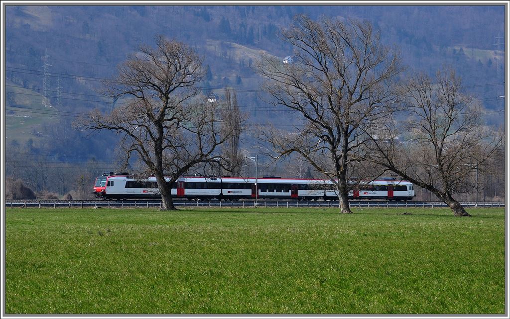 R7858 von Chur nach Ziegelbrcke bei Landquart. (02.04.2013)