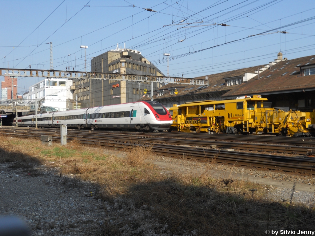 RABDe 500 014-6 ''Max Frisch'' verlsst am 11.3.2011 Winterthur als ICN 530 nach Genf.
