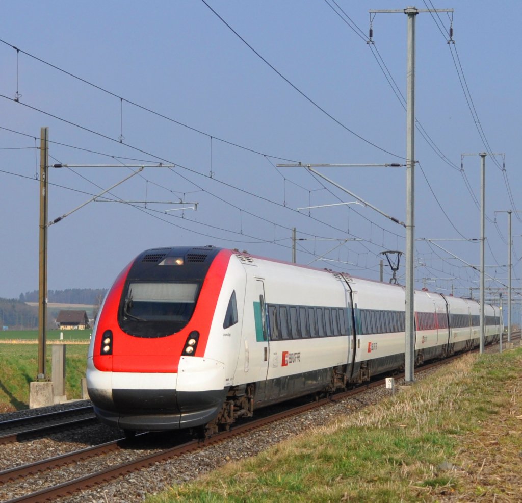 RABDe 500 (ICN) als RE Bern-Biel/Bienne bei Schpfen