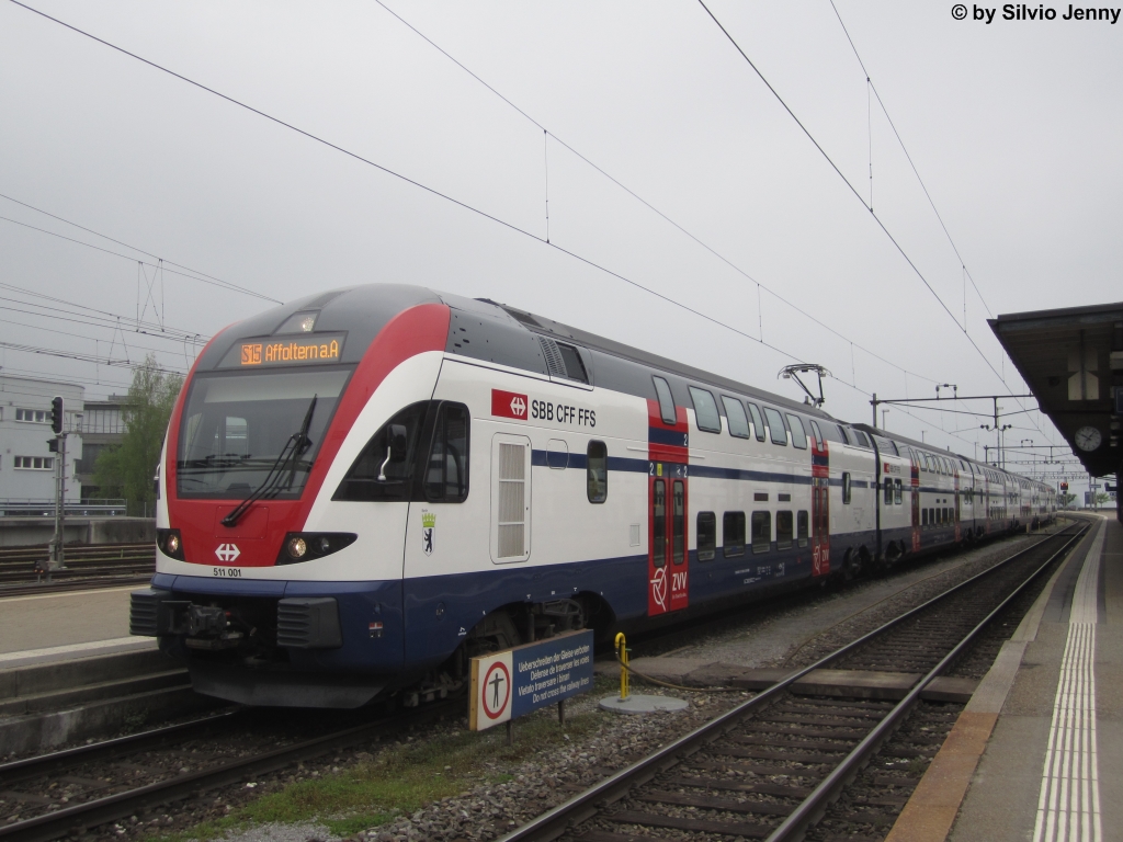 RABe 511 001 ''Berlin'' am 30.4.2013 in Rapperswil als S15 nach Affoltern am Albis. Seit September 2012 sind die RV-Dosto Mo-Fr auch auf der S15 anzutreffen.