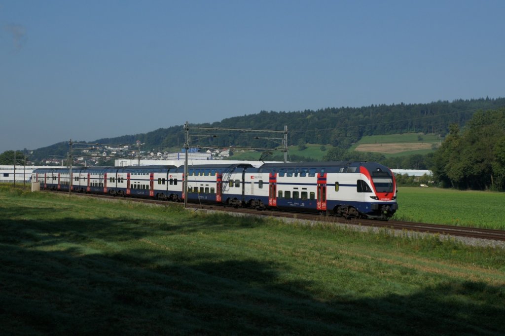 RABe 511 005-1 fhrt am 19.8.12 als RE 3617 von Olten Richtung Aarau.