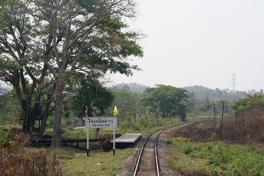 Rai Kled Dao Station, Blickrichtung Bangkok, am 15.März 2012.
