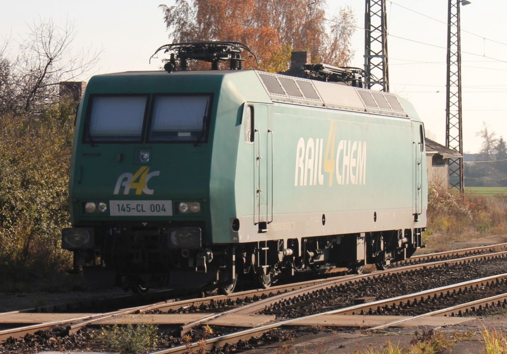 Rail4Chem 145-CL 004 abgestellt am 17.11.2012 in Grokorbetha.