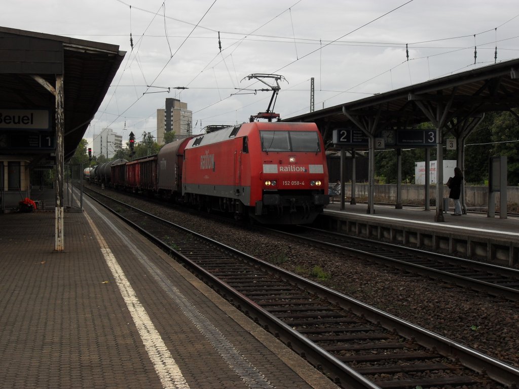 Railion 152 058-4 auf Gleis 2 in Beuel am 13.9.10