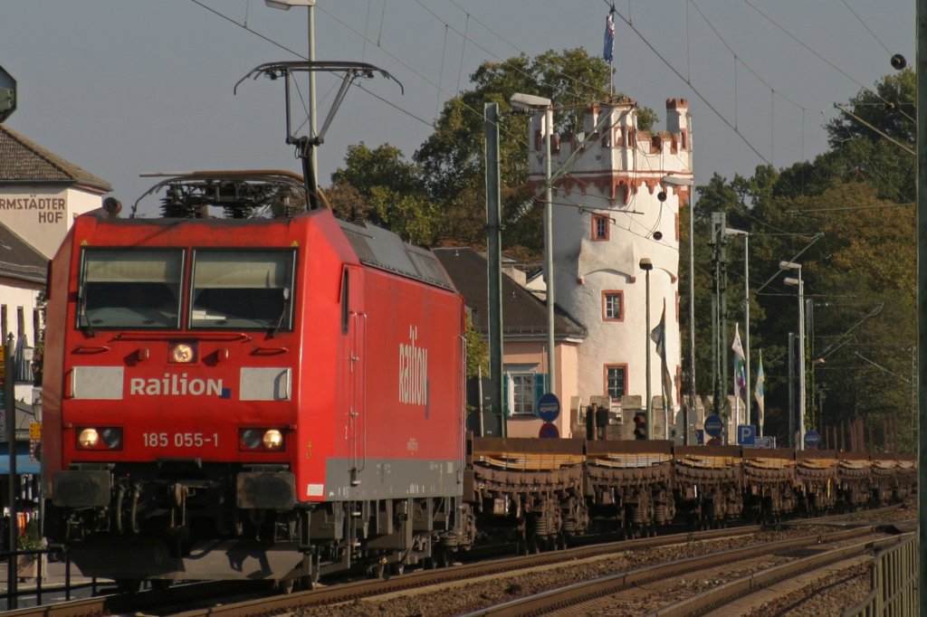 Railion 185 155 durchfhrt am 20.10.09 Rdesheim