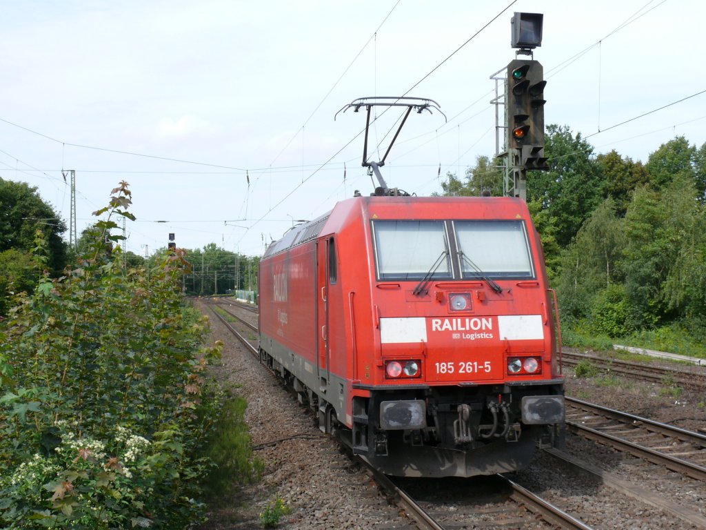 Railion 185 216-5 Ausfahrt in Viersen. (22.08.2010)