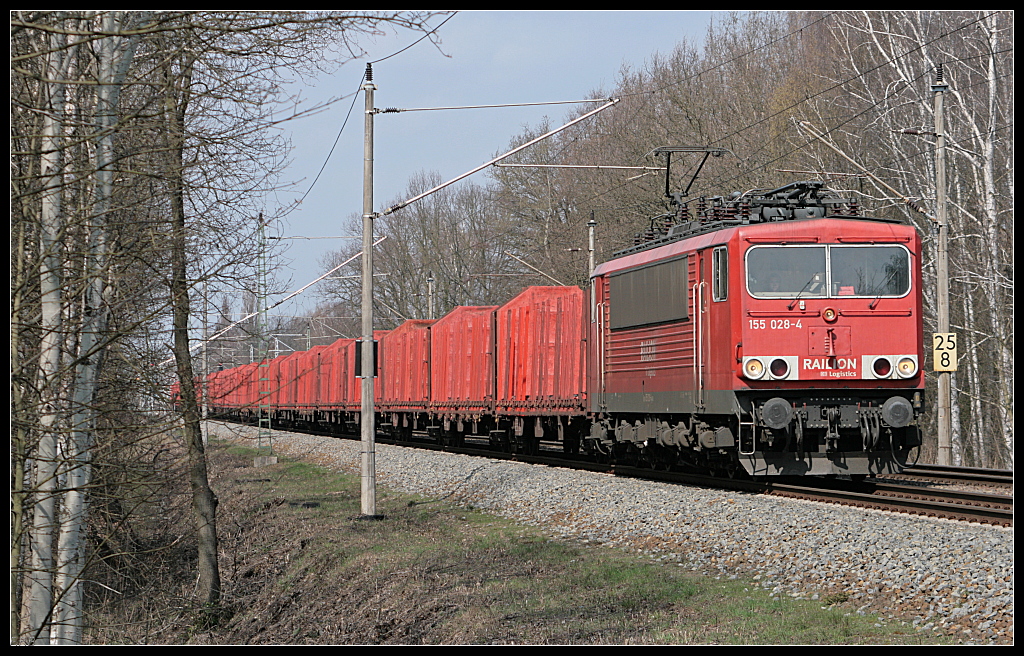RAILION Logistics 155 028-4 mit mir unbekannten Wagen Richtung Frankfurt/Oder (Erkner 06.04.2010)